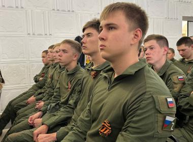 Чувашские курсанты встретились с Героем России Николаем Гавриловым