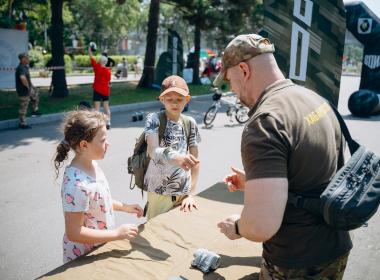 Жители Хабаровска прошли «Тропу воина» в День ветерана боевых действий