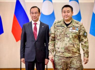 Глава Якутии наградил инструктора Центра «ВОИН» медалью ордена «За заслуги перед Отечеством» II степени